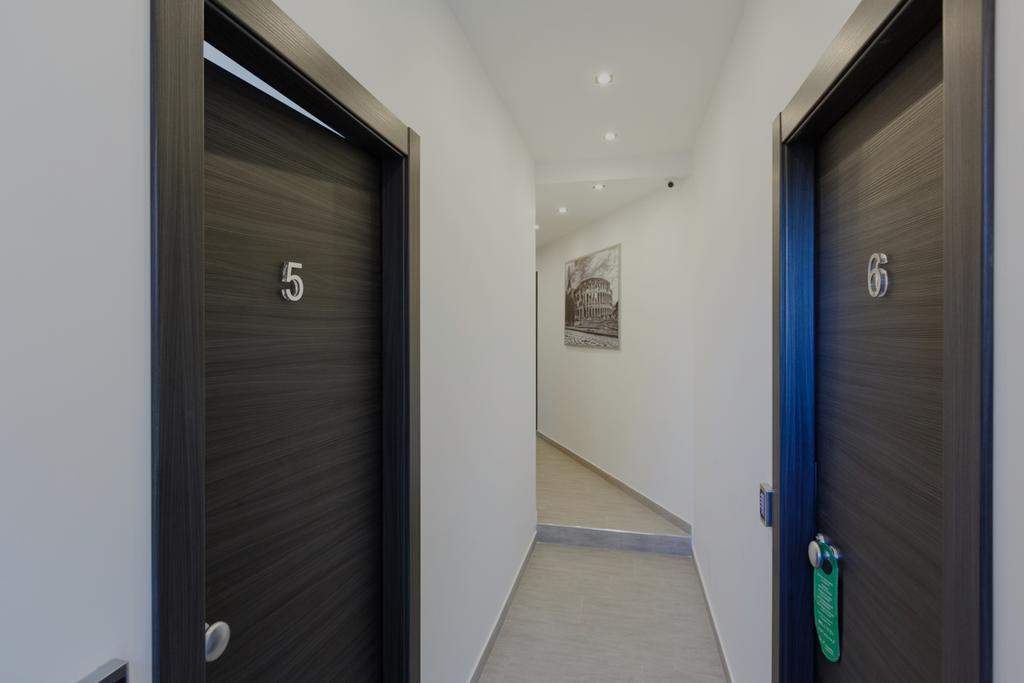 Camera Doppia con Letti Singoli con Bagno Privato