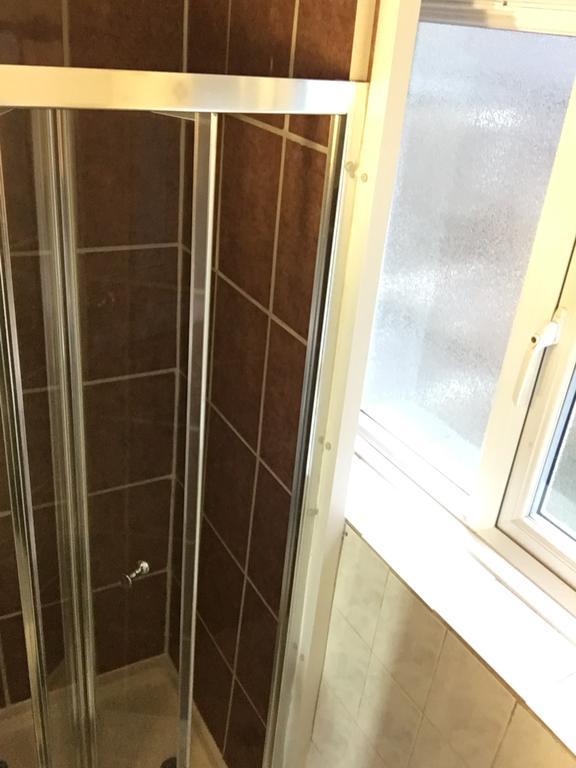 Basic Triple Room
