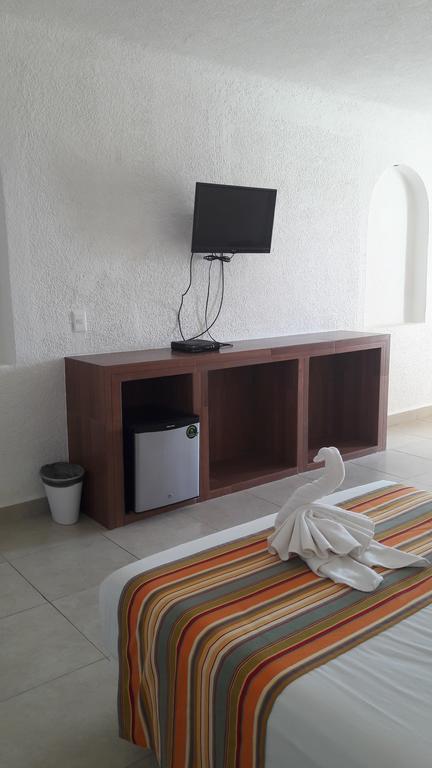 Deluxe Double Room Two Double Beds Oceanfront,347543506:JPEG