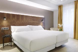 Deluxe Tweepersoonskamer met Extra Bed