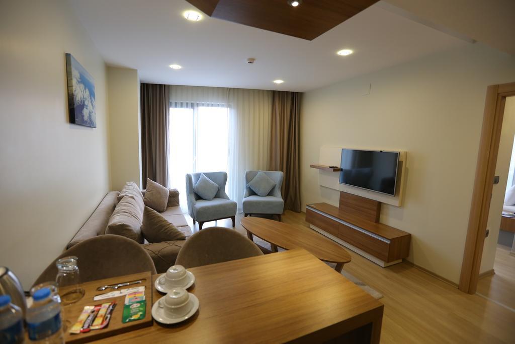 Appartamento con 2 Camere da Letto e Balcone Vista Città