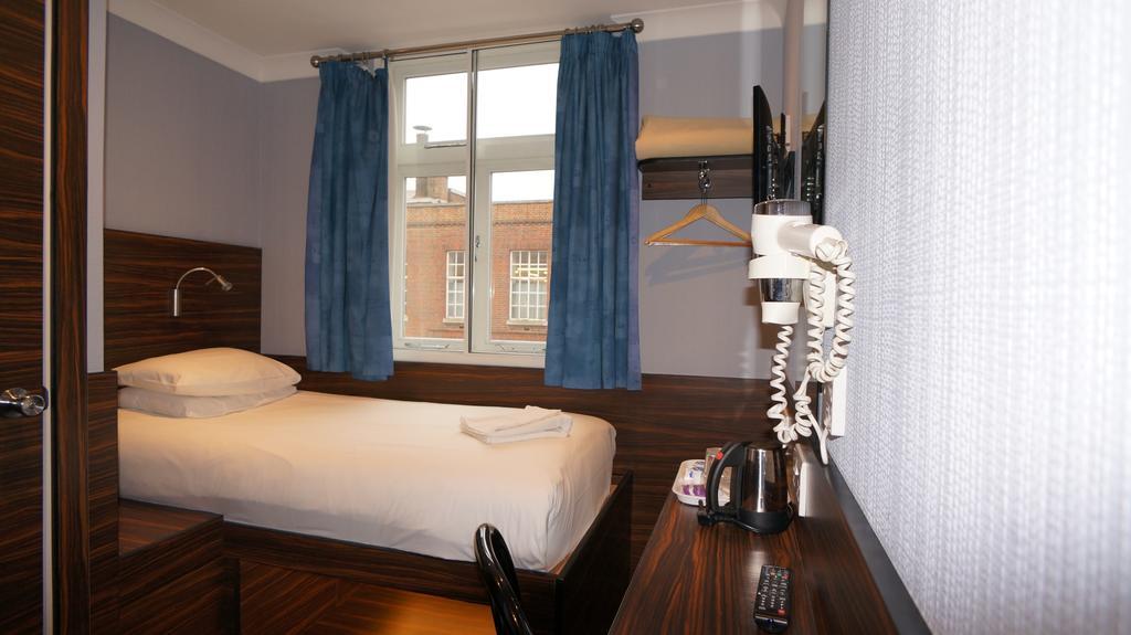 Superior Single Room