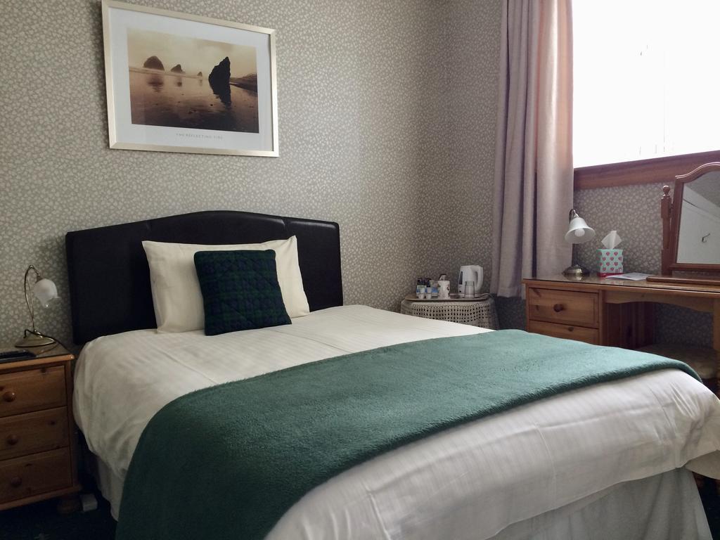 Large Single Room