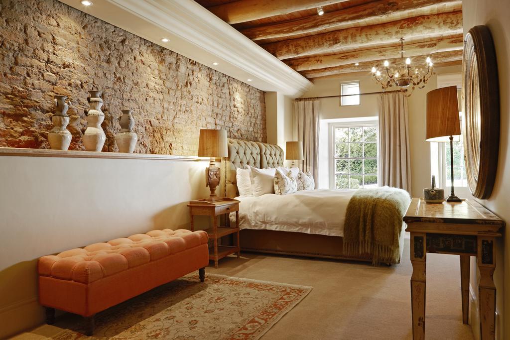 Three-Bedroom Villa,382602595:JPEG