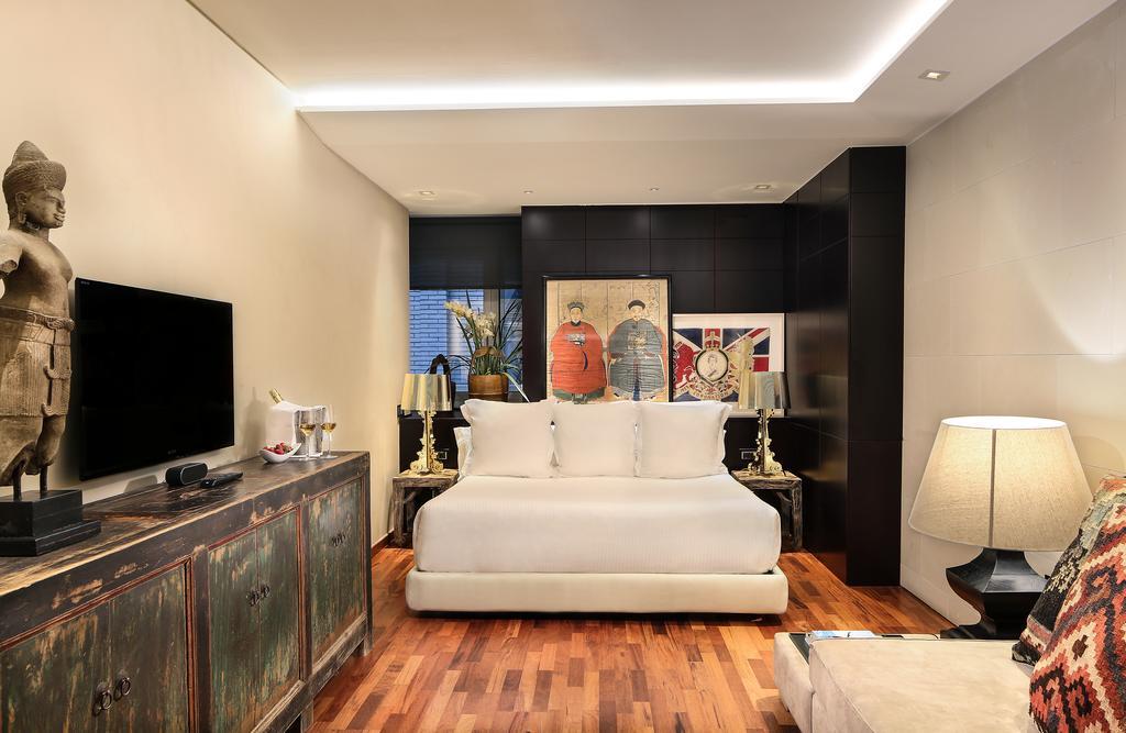 Quarto Executivo com Cama de Casal ou 2 de Solteiro