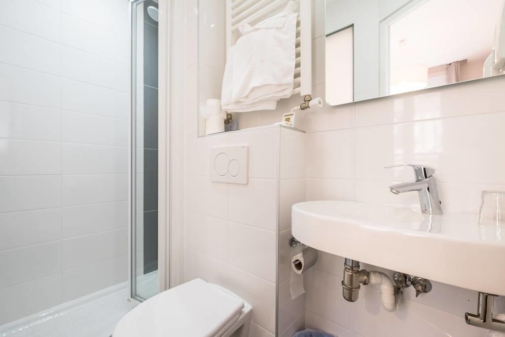 Chambre Double avec Salle de Bains Privative