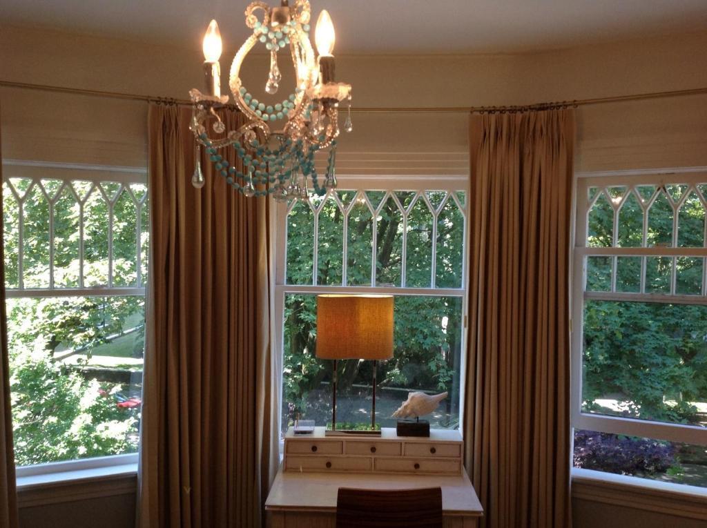 Queen Suite