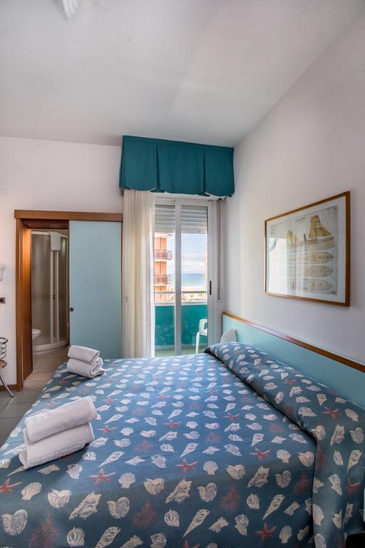 Standard Double or Twin Room Balcony