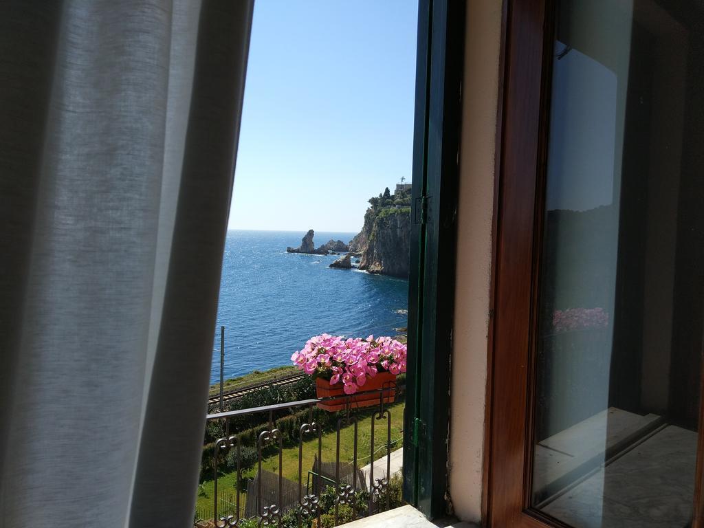 Standard Double Room Sea View