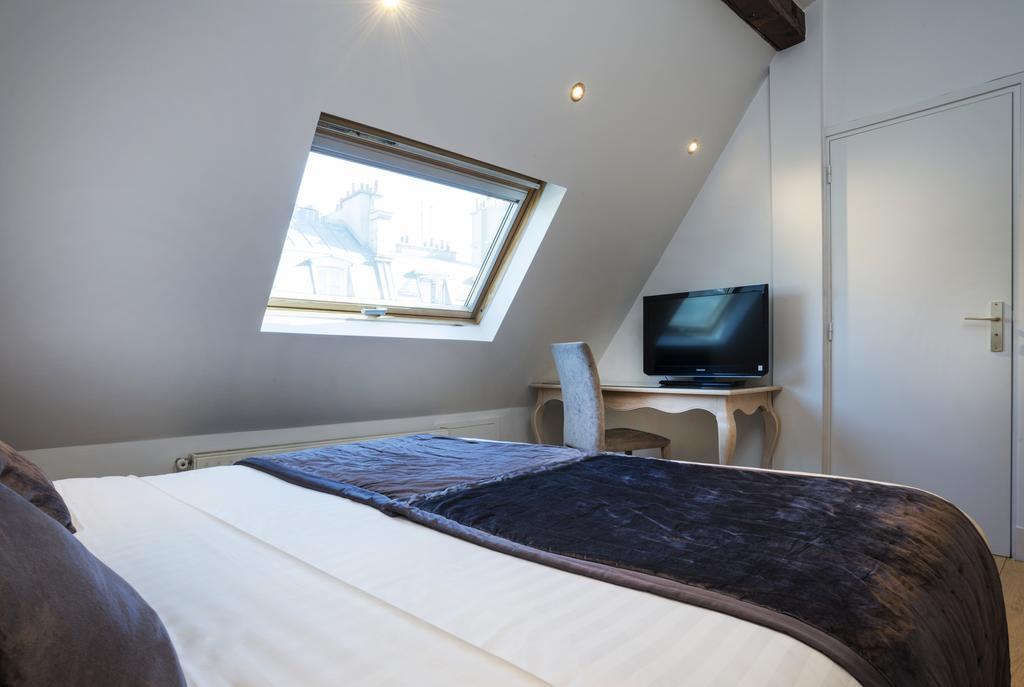 Quarto Superior com Cama de Casal ou 2 de Solteiro
