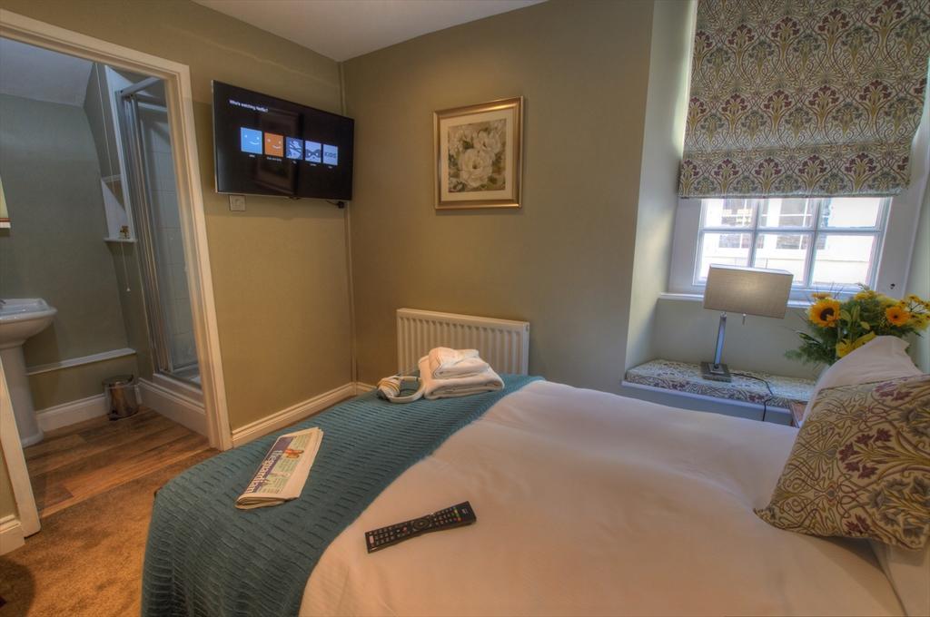 Small Double or Single Room