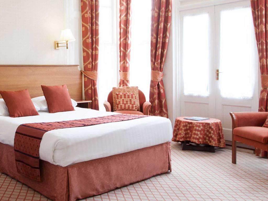 Standard Double Room,400575111:JPEG
