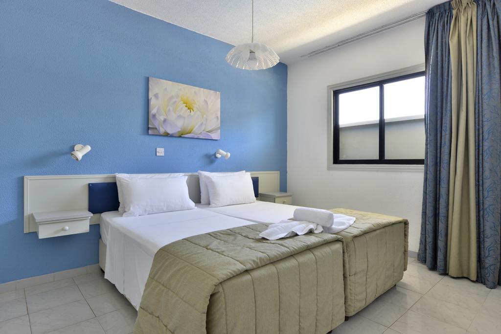 One-Bedroom Family Apartment