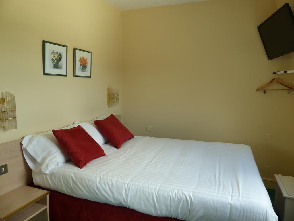 Economy Double Room,403826421:JPEG