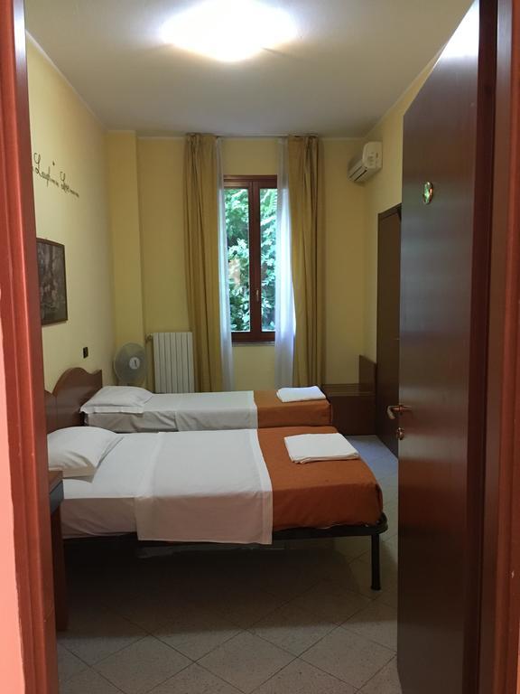 Twin Room,508196112:JPEG