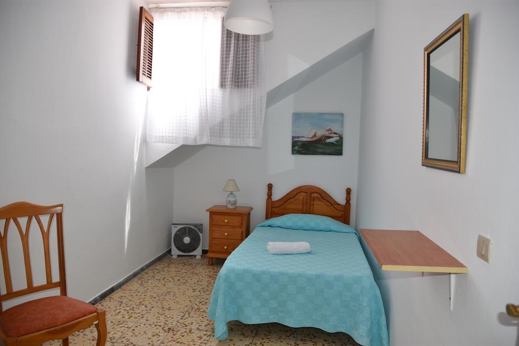 Basic Eenpersoonskamer met Gedeelde Badkamer
