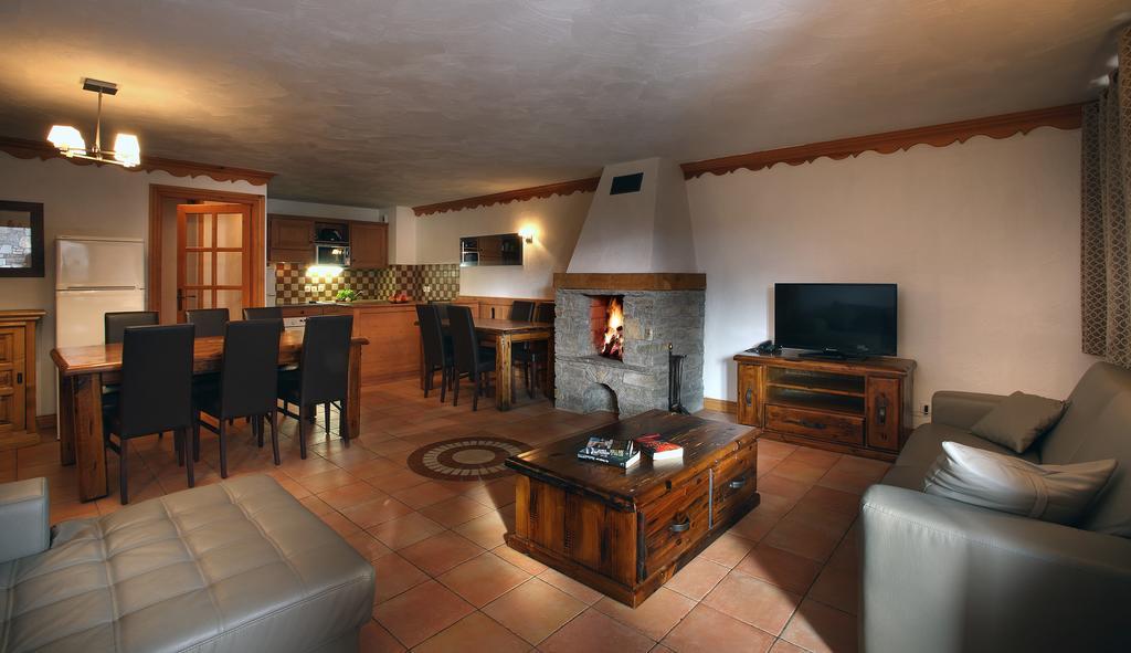 Appartement (12 Adultes)