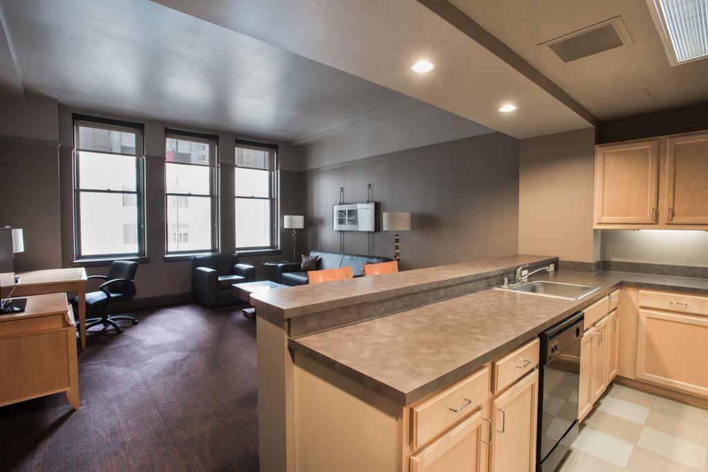 Queen Suite