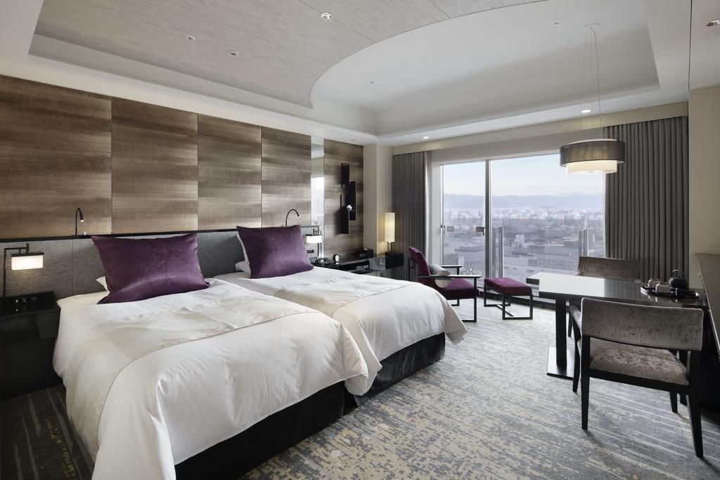Quarto Twin Deluxe com Acesso ao Club Lounge - Não Fumador