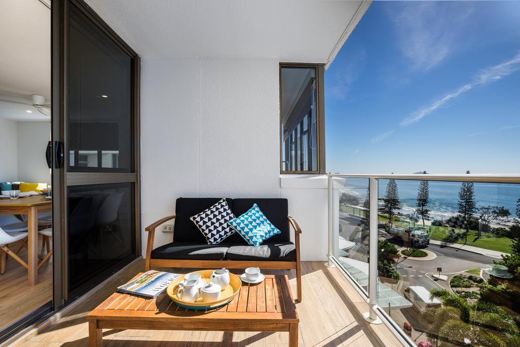 Superior One-Bedroom Apartment- Beach front