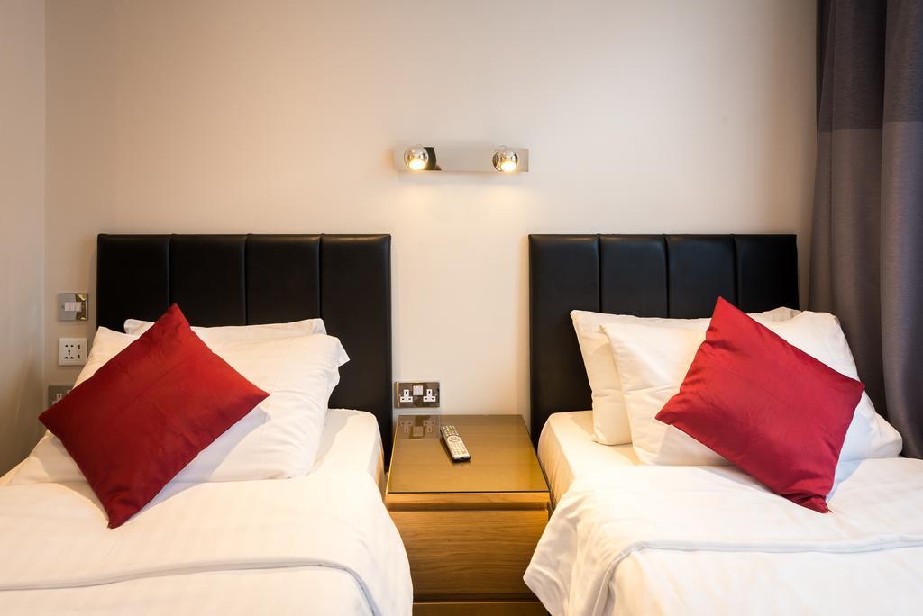 En-suite Twin Room