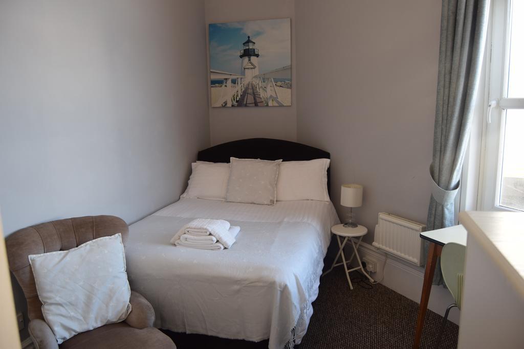 Single Room Partial Sea View