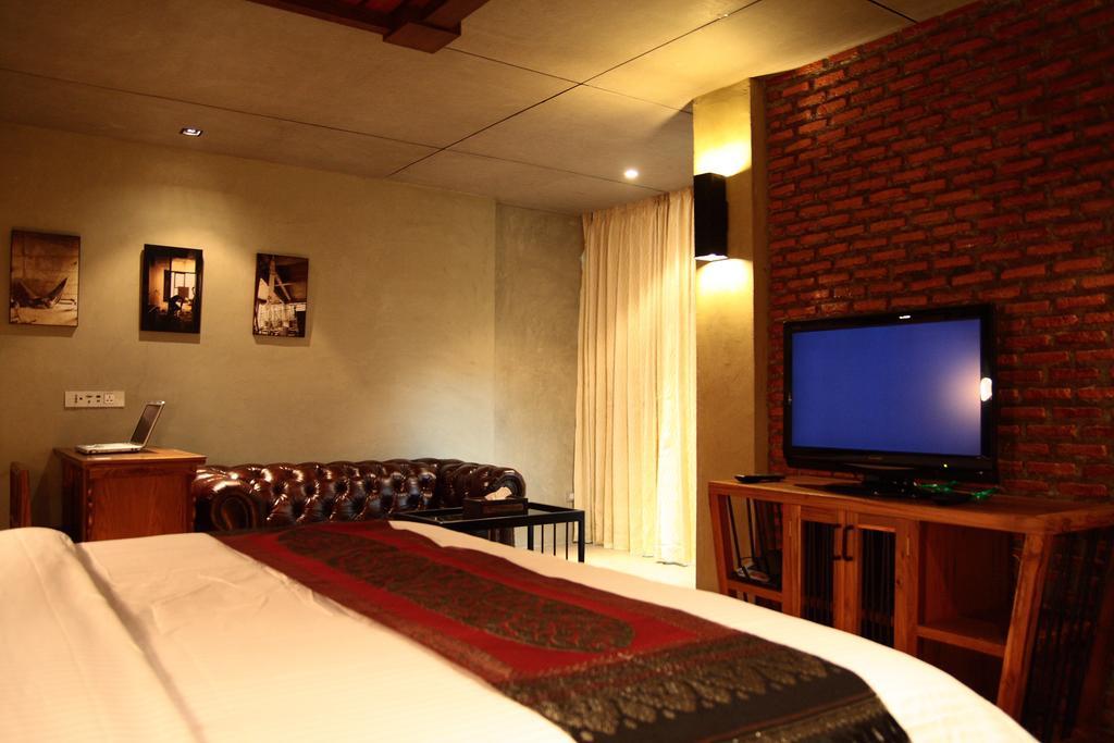Premier Room