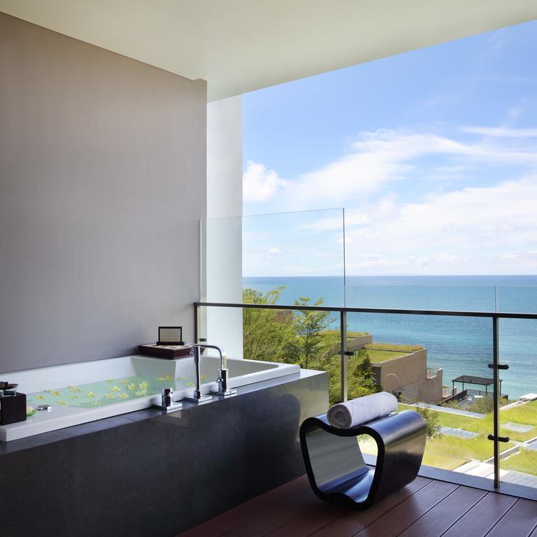 Suíte com Vista do Mar e Benefícios Grátis
