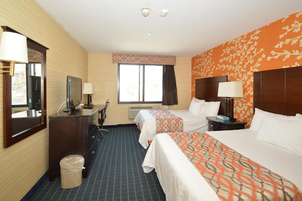 Double Room Two Double Beds