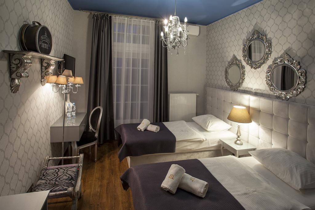 Economy Double or Twin Room