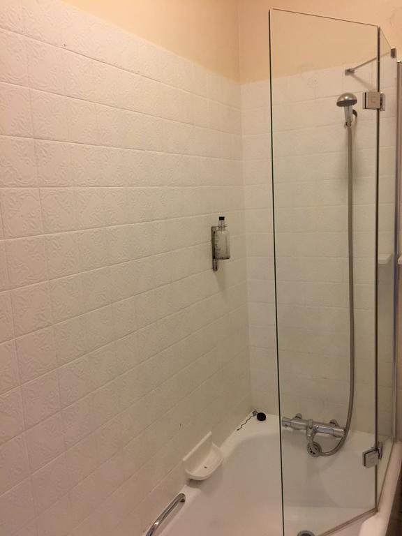 Medium Twin Room Room 5