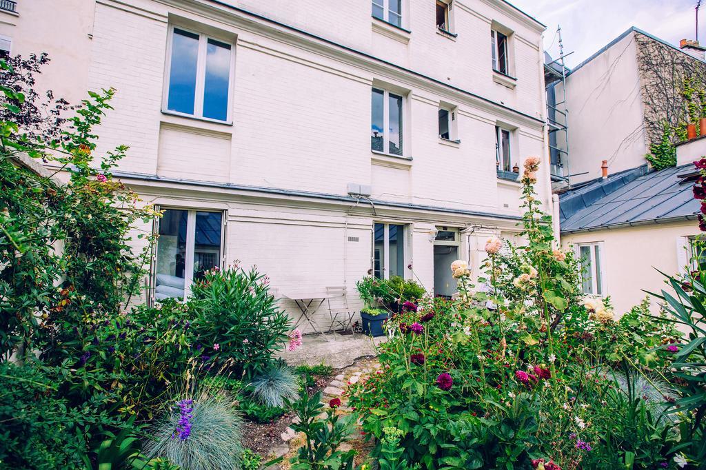 Deluxe Double Room Garden View