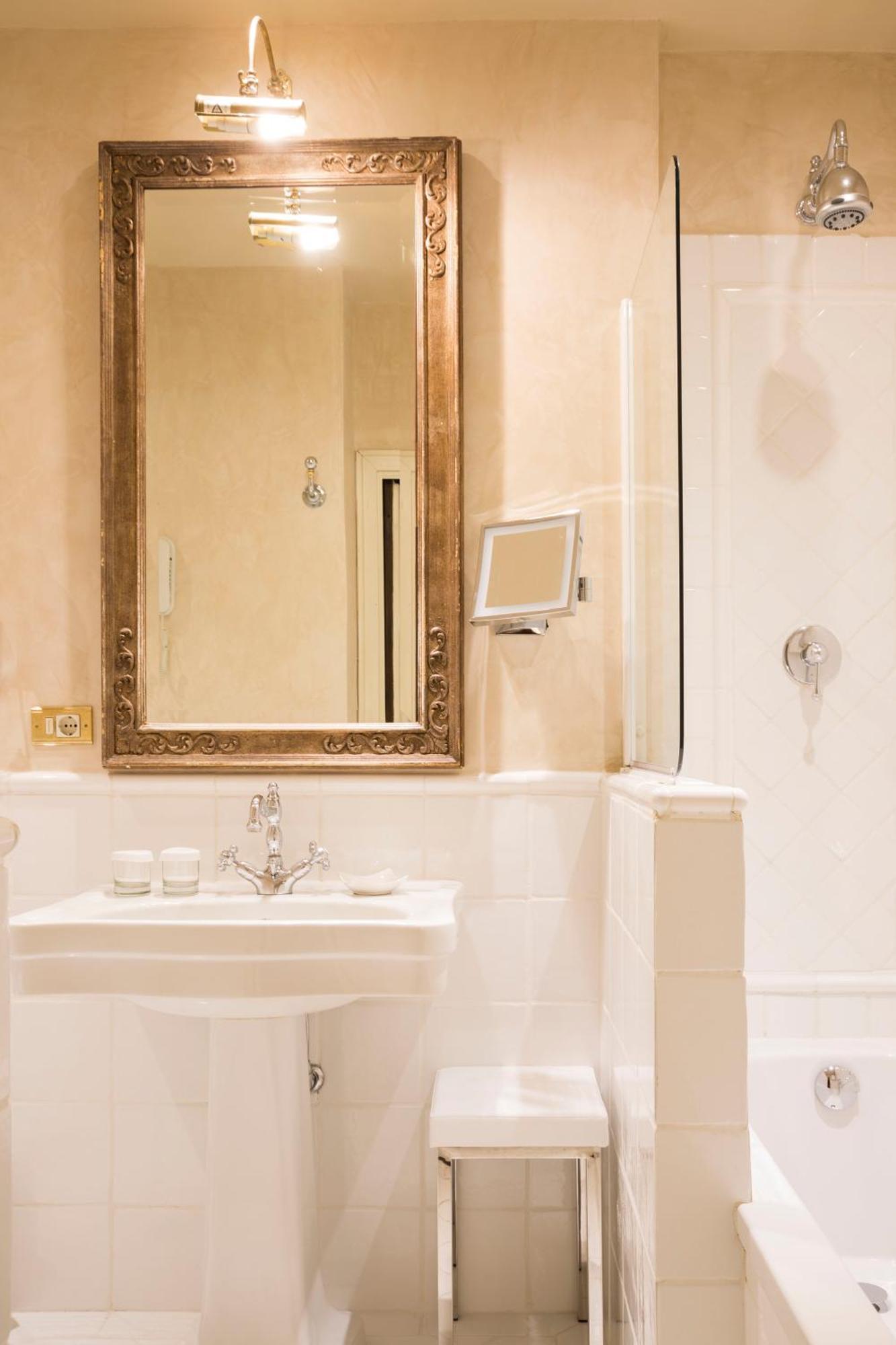 Quarto Familiar Deluxe