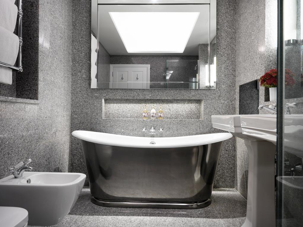 Junior Suite,1499296012:JPEG