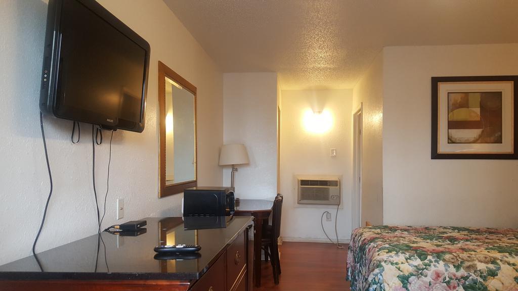 Economy Single Room
