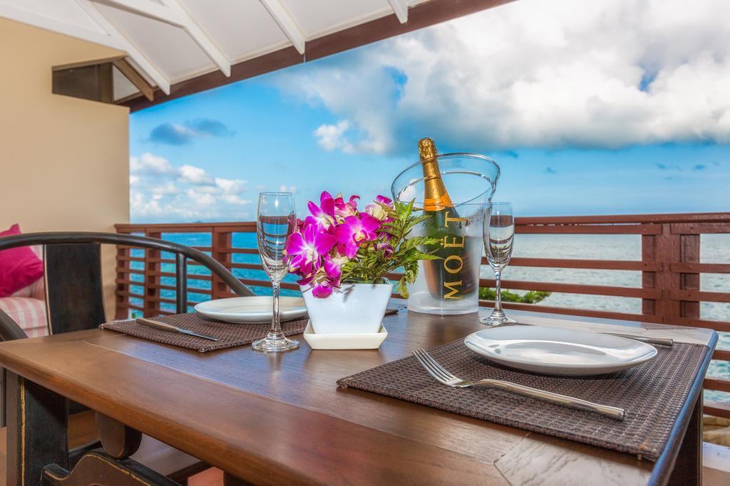 ocean front deluxe 1 bedroom villa