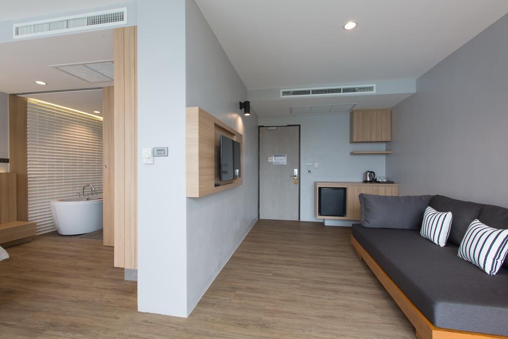 One-Bedroom Suite
