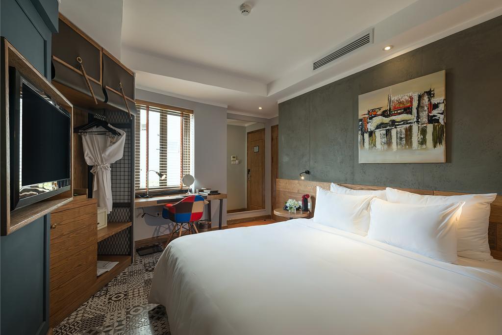 Trendy Deluxe Double or Twin Room