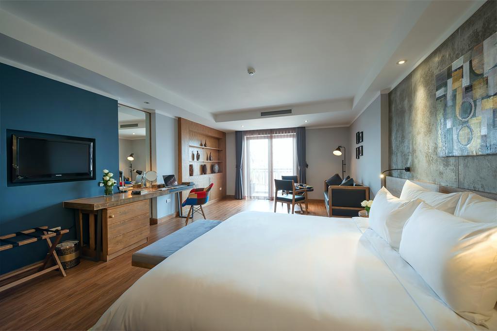 Premium Suite