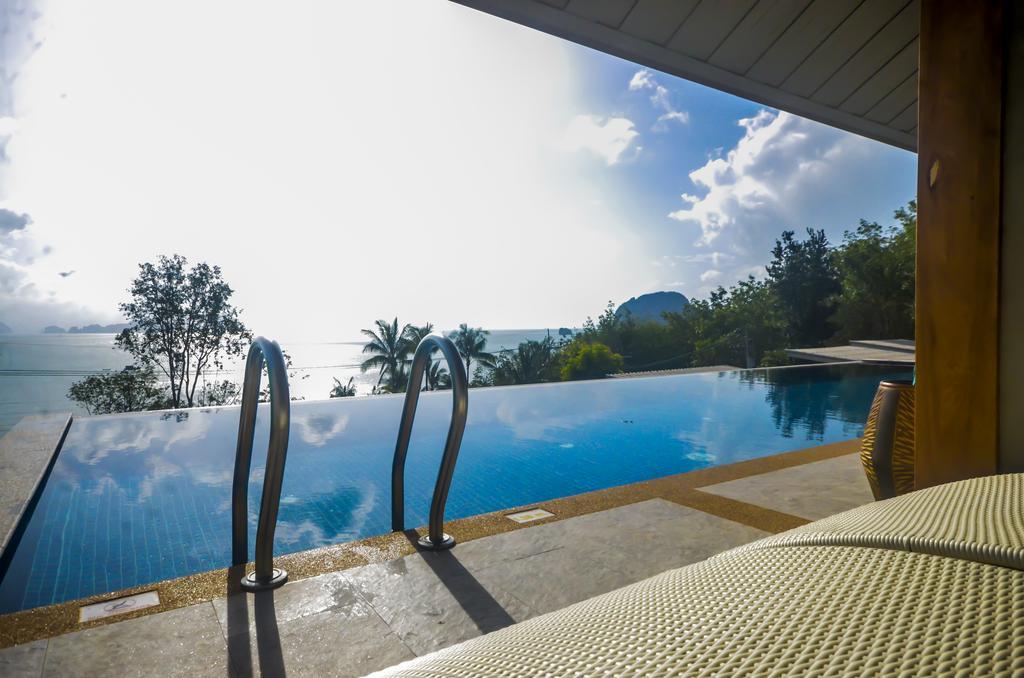 Villa Familiar Piscina com Vista Mar