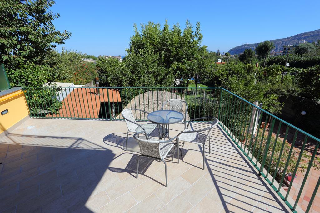 Triple Room Terrace