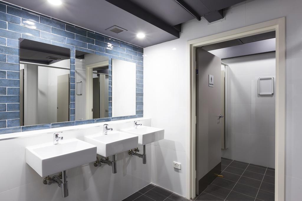 Camera Quadrupla con Bagno in Comune