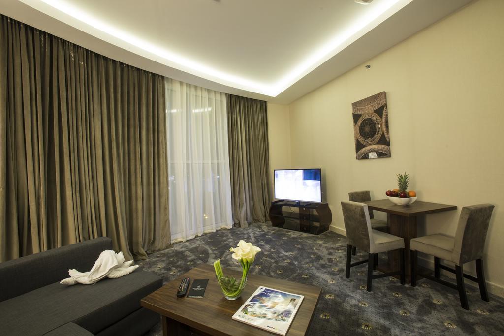 Executive Suite