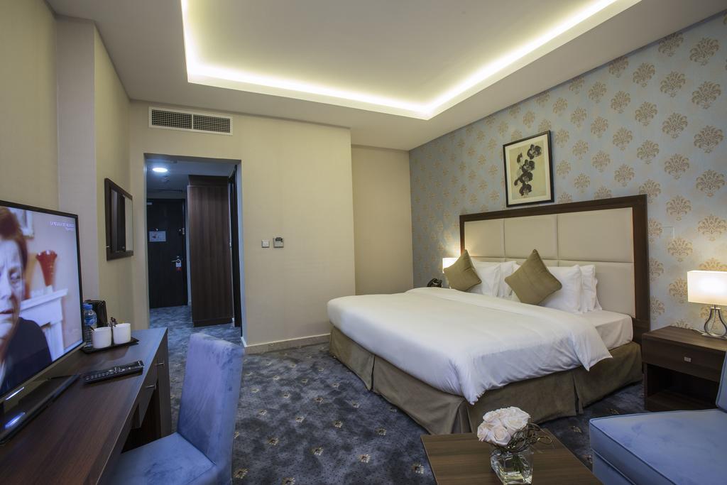 Executive Suite