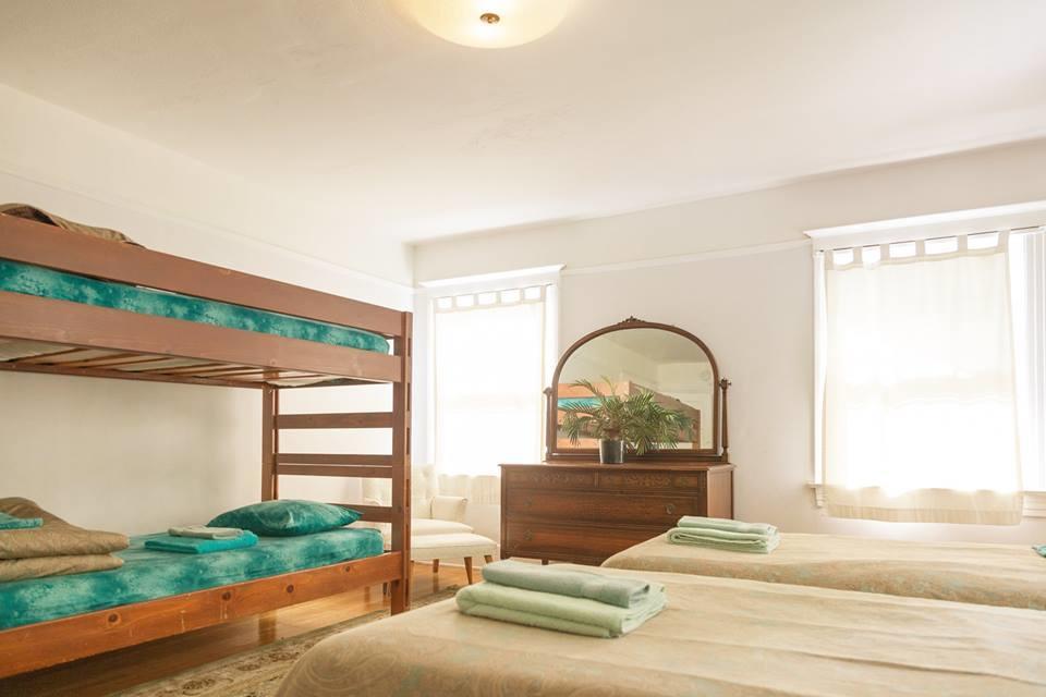 Bunk Bed Male Dormitory Room,435902712:JPEG