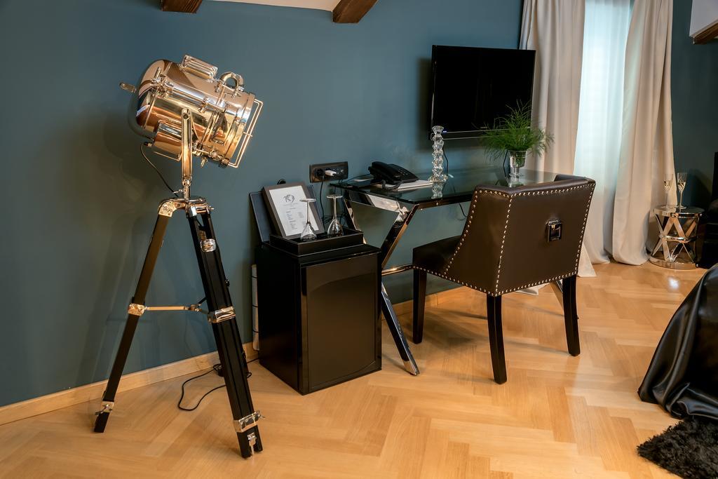Penthouse Suite Spa Bath