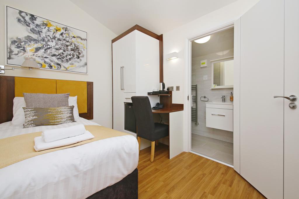 Deluxe Single Room