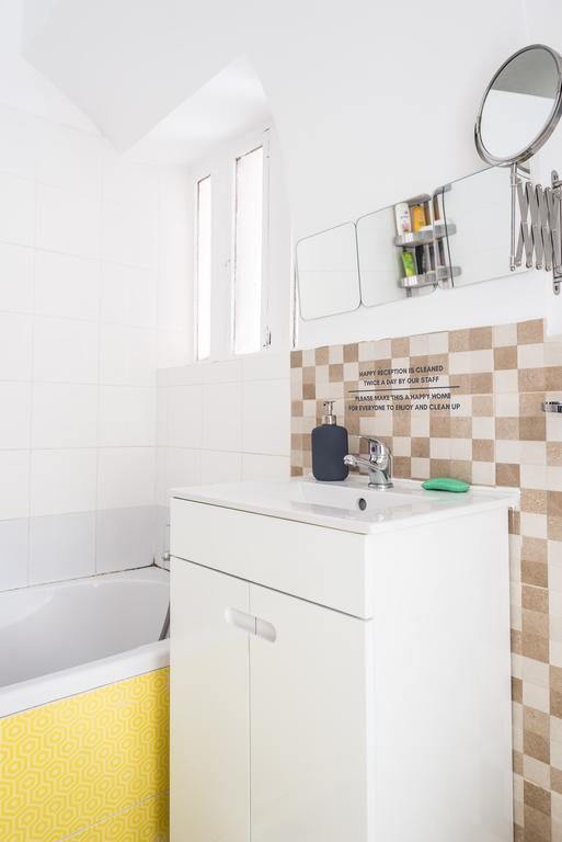 Quarto Duplo com Casa de Banho Privada Externa