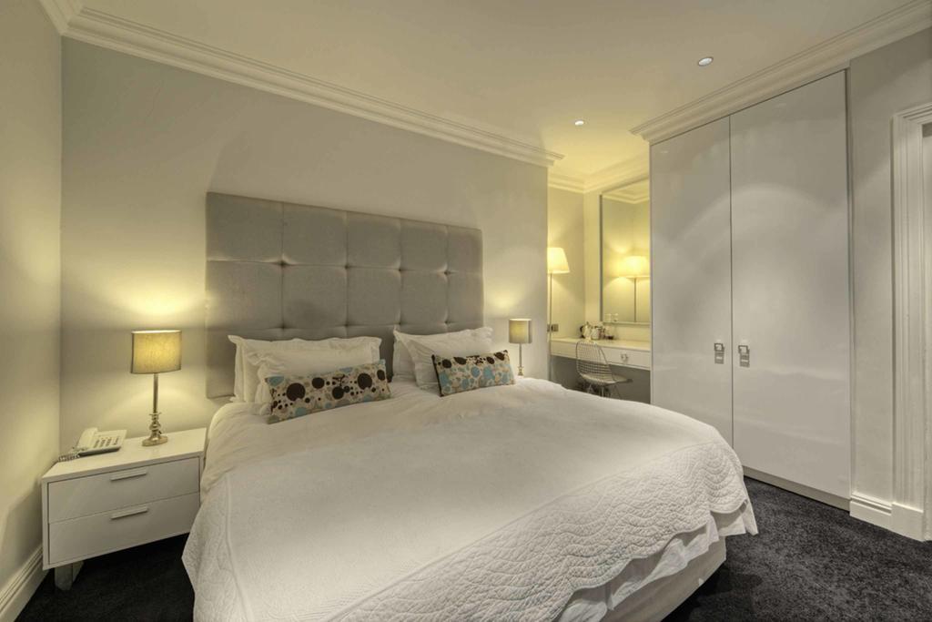 Luxe Kamer met Uitzicht op het Zwembad