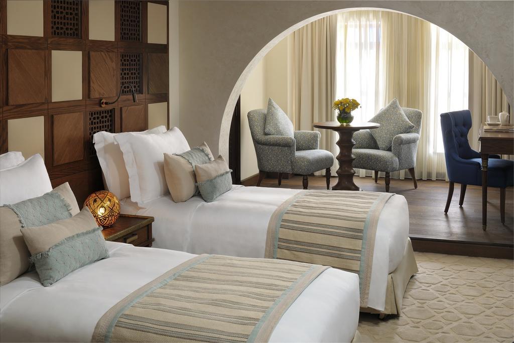 Quarto Deluxe - Al Bidda Hotel